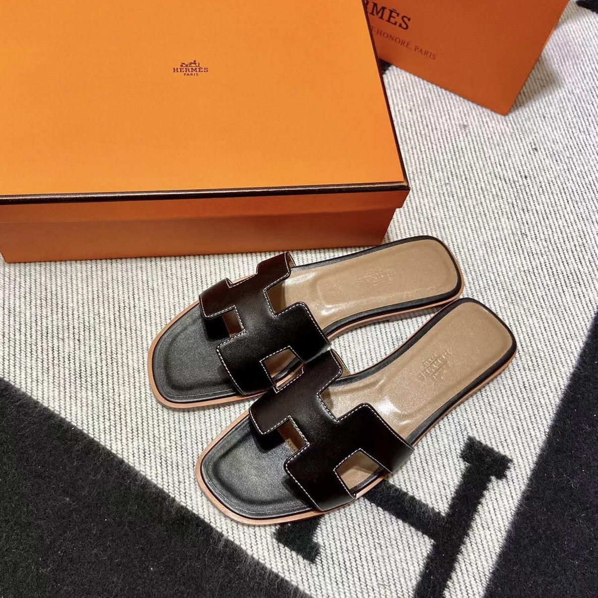 에르메스 올수공 오란 슬리퍼 샌들 스위프트 51